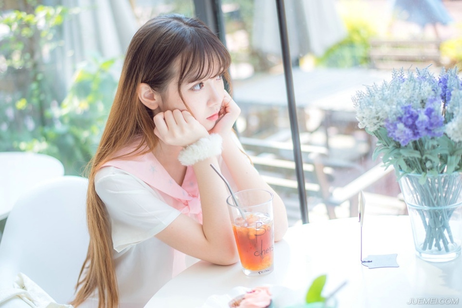 朋友不是先来的人或者认识最久的人,而是那个来了以后再也没有走的人